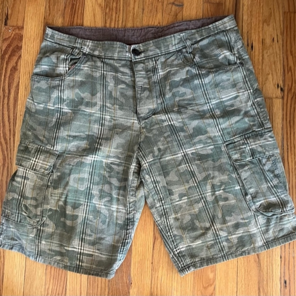 Keanan Duffy shorts